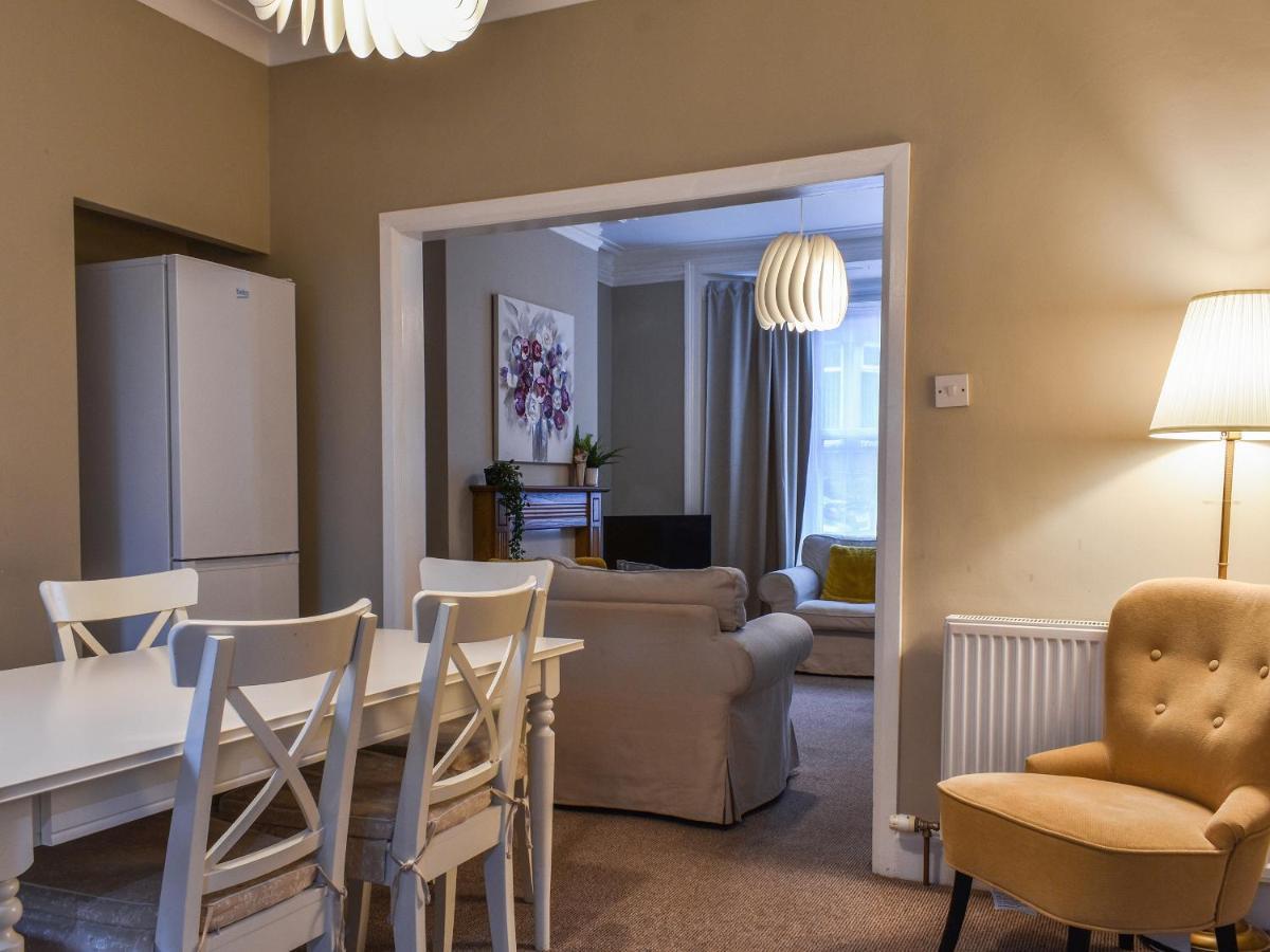 Sunset House Villa Whitby Esterno foto